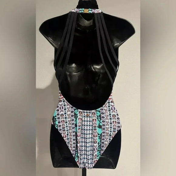 Nanette Lepore Kimono‎ Patchwork One Piece Swimsuit Size Small - Picture 2 of 7